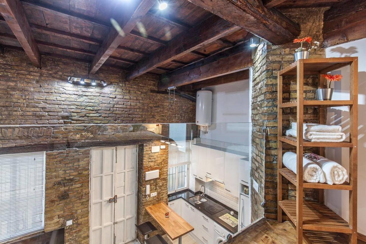 Nice Apartment In The Heart Of Seville Exterior photo